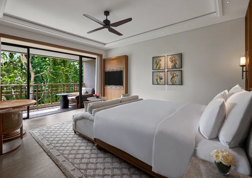 Forest View Room